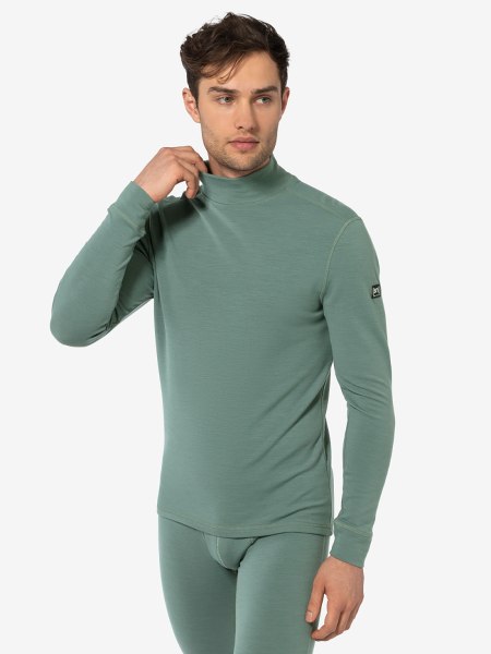 <p>Das <strong><a href="https://supernatural-merino.com/HOT-6-PACK-TURTLENECK/SNM020960531S" target="_blank" rel="nofollow">HOT 6 PACK TURTLENECK</a></strong> bietet ultimativen Komfort und Wärme. Hergestellt aus WOOL SUPER.BRUSH, ist es ideal für Ski, Outdoor-Aktivitäten und den täglichen Gebrauch. Der warme Rollkragen sorgt für zusätzlichen Schutz vor Kälte. </p><p>Die&nbsp;<strong>Base+ Kollektion</strong> verwendet das innovative WOOL SUPER.BRUSH Material, das durch seine aufgerauten Innenseiten nicht nur extrem weich auf der Haut ist, sondern auch außergewöhnlich warm hält. Perfekt für kalte Tage und Outdoor-Abenteuer, kombiniert diese Kollektion Funktionalität mit stilvollem Design.</p>