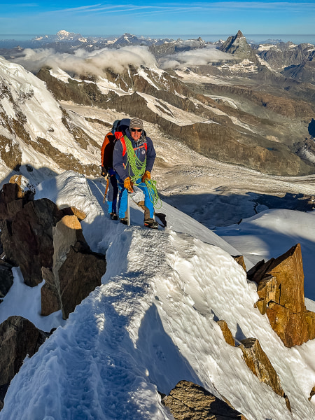 Dufourspitze mit Bergführer