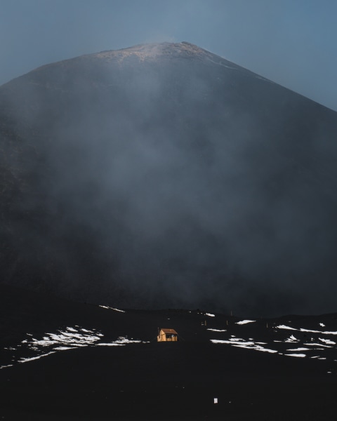 Cabin on a volcanoe