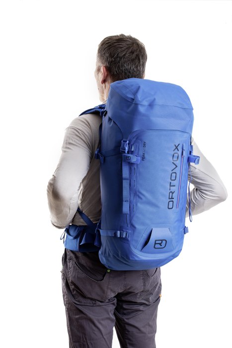 Salomon peak 40 review on sale