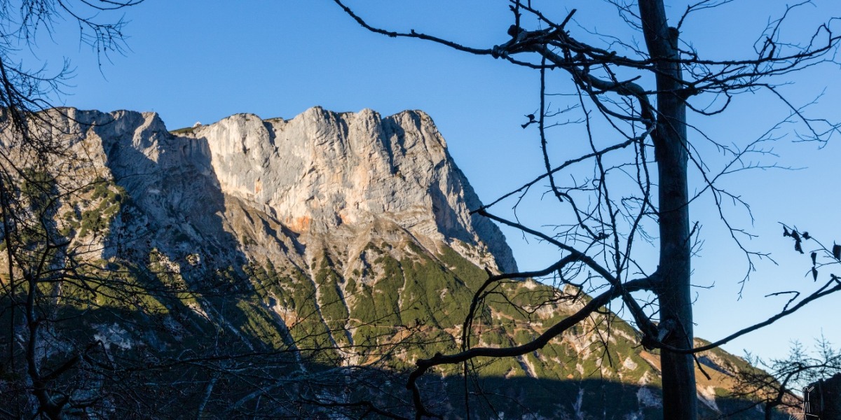 Der Berchtesgadener Hochthron am Untersberg mit der Südwand.
