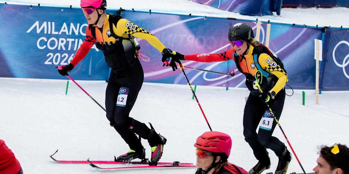 Tatjana Paller und Finn Hösch bei der Übergabe