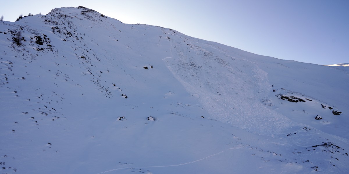 Lawine unterhalb des Thronecks im Bereich Finsterkopf 