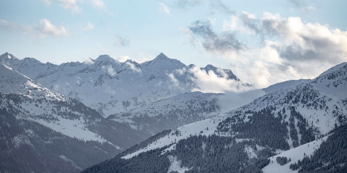 Großglockner: Skitourengeher überlebt 300-Meter-Absturz (Symbolbild).