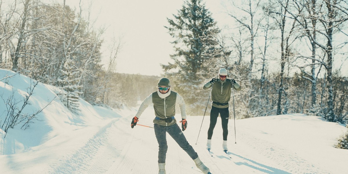 Warum Merino im Winter die ideale Basis für Ausdauersport in den Bergen und auf der Loipe ist