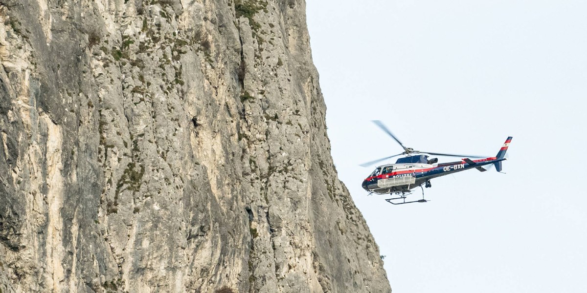 Griff bricht aus: Kletterer an der Martinswand verletzt (Bild einer vergangenen Rettung)