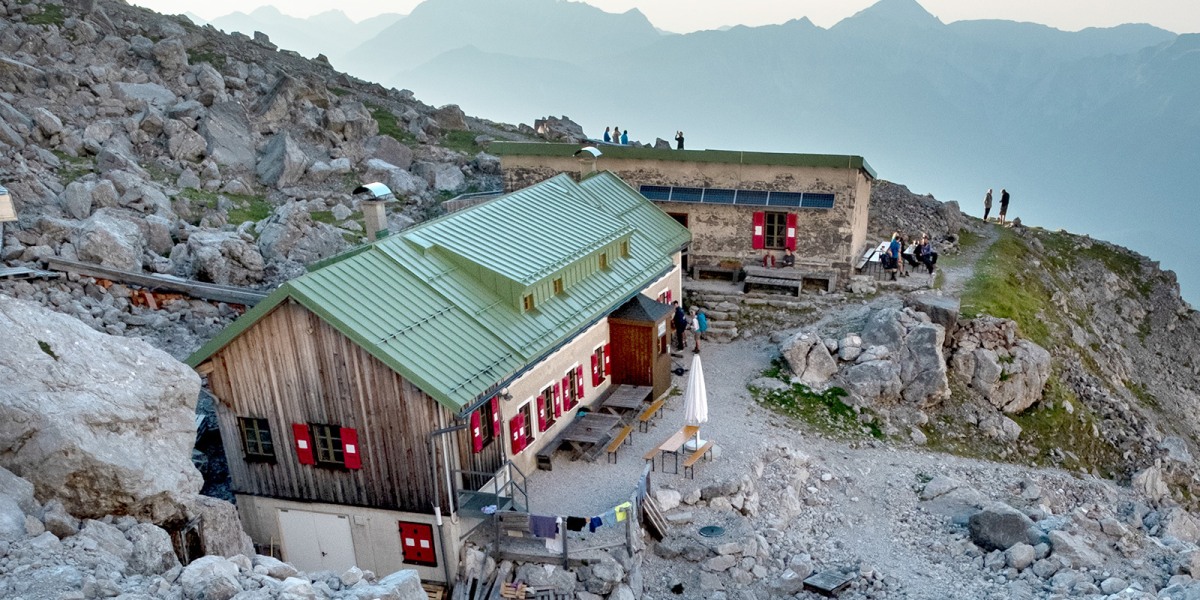 Wiener-Neustädter-Hütte: Auf der dunklen Seite des Berges