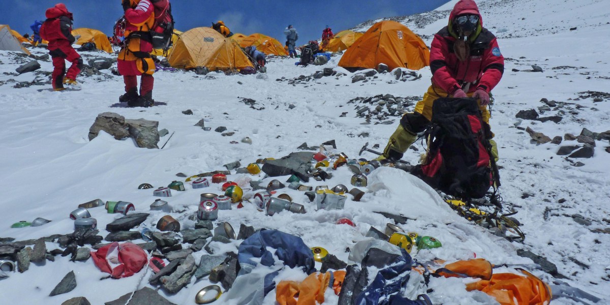 Everest: Neue Ansätze im Kampf gegen den Müll 