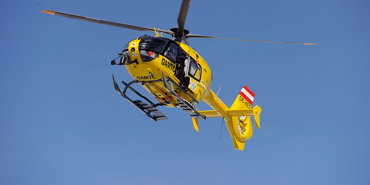 Rettungshelikopter im Einsatz (Symbolbild)