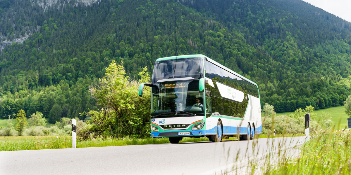 Von München in die Berge: Der Bergbus rollt wieder