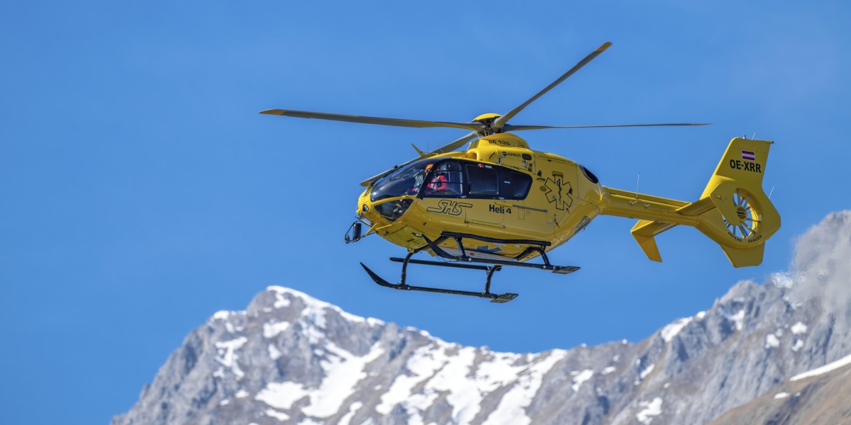 Rettungshelikopter im Einsatz (Symbolbild)