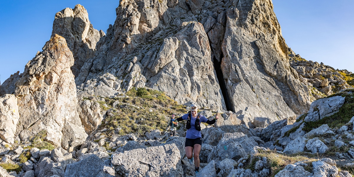 Trailrunning in bizarrer Felslandschaft.