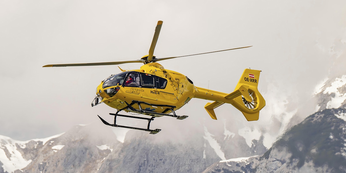 Rettungshelikopter im Einsatz (Symbolbild)