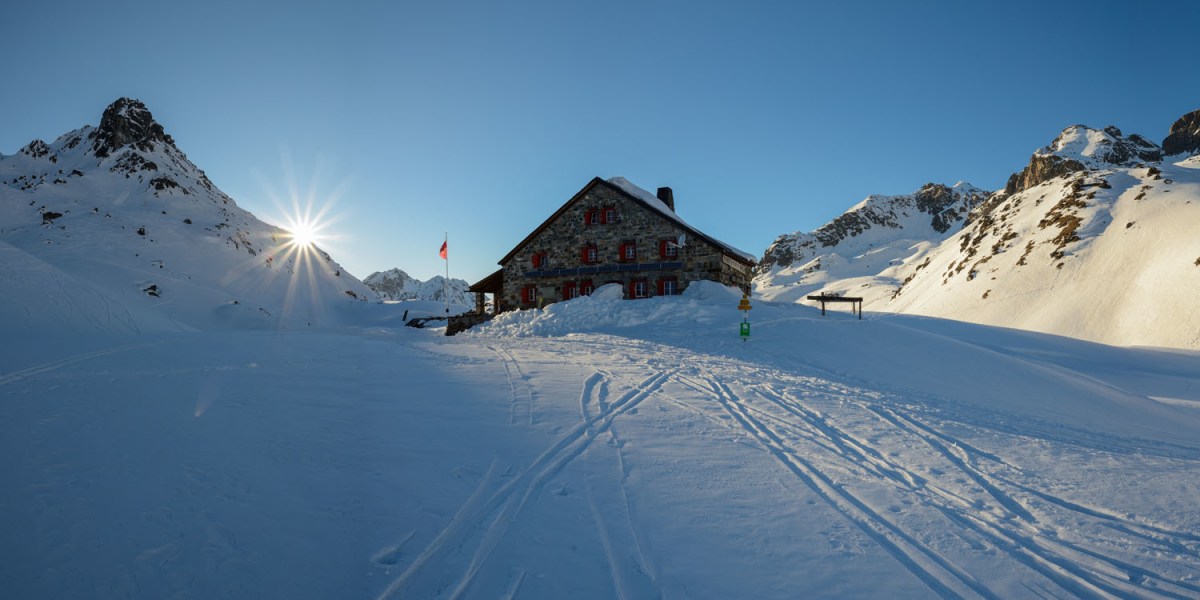 Grialetschhütte, Skitouren, Piz Grialetsch, Schwarzhorn, Piz Sarsura, Flüelapassstraße, ALPIN Hütte des Monats