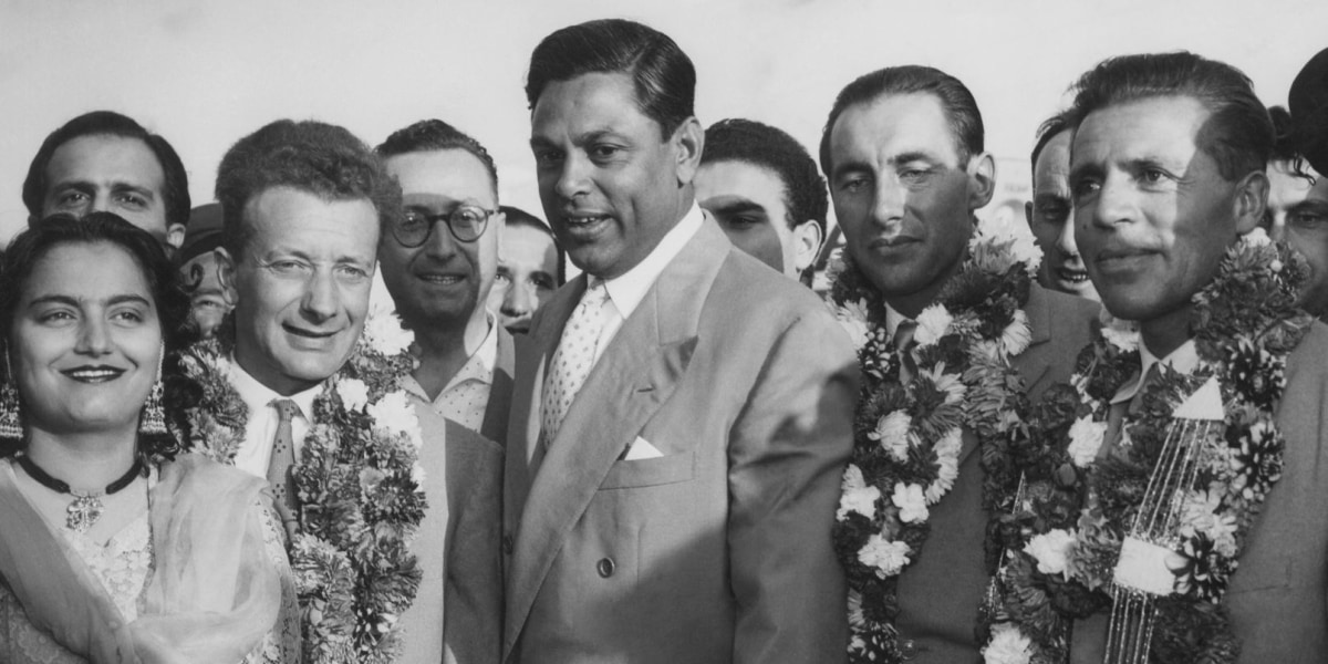 Empfang der erfolgreichen italienischen K2-Expedition in Rom 1954. Ganz rechts: Achille Compagnoni.