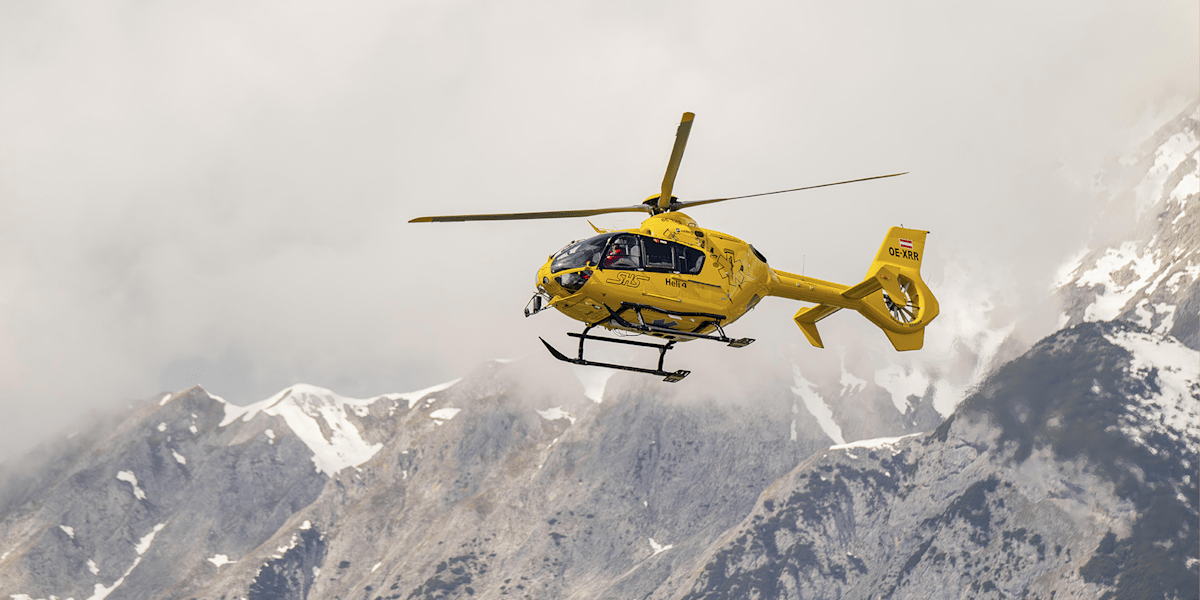 Rettungshelikopter im Einsatz (Symbolbild)