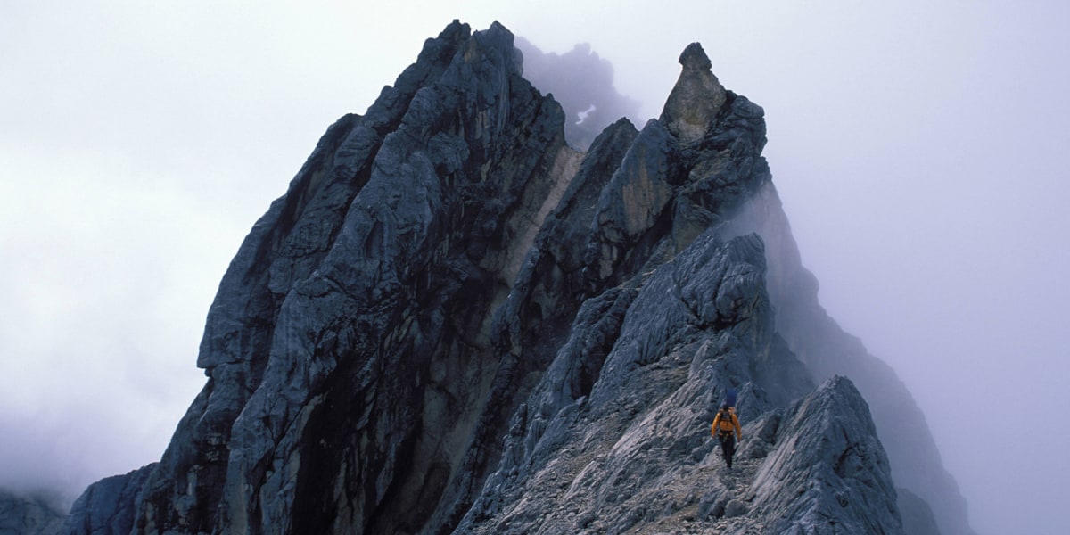 Carstensz-Pyramide: Der höchste Berg Ozeaniens