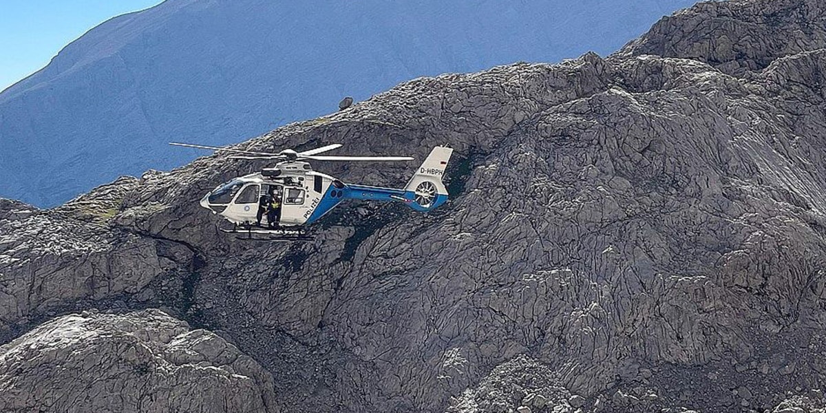Bergsteigerin stürzt bei Blaueisumrahmung 300 Meter in die Tiefe