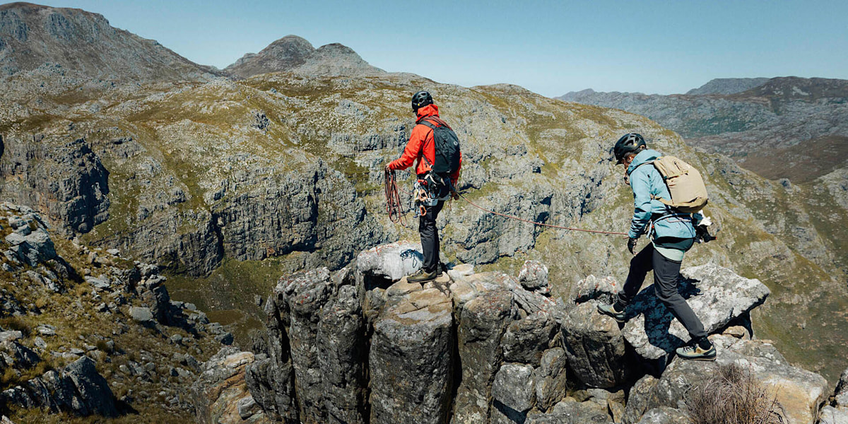 Fjällräven: Bergtagen Bergsportkollektion mit leichter Ausrüstung. 