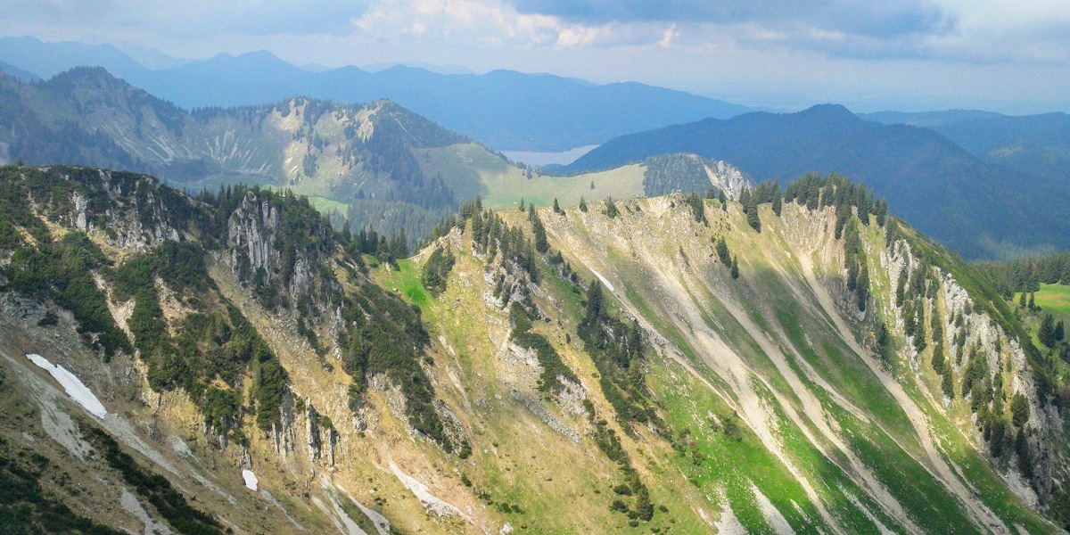 Brecherspitz: Beliebter Gipfelgrat zwischen Schliersee und Spitzingsee.
