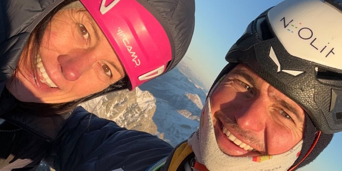 Ines Papert und Simon Gietl am Gipfel.