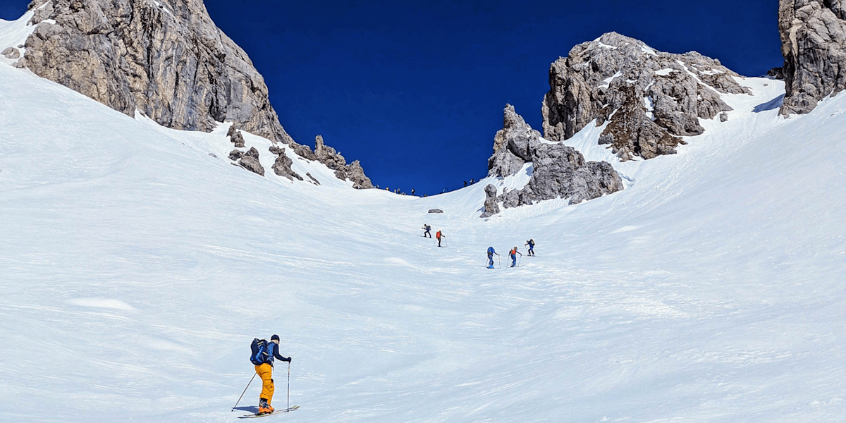 So viel Sonne wie am letzten Samstag gibt es auch an der Grünsteinumfahrung nur freitags.