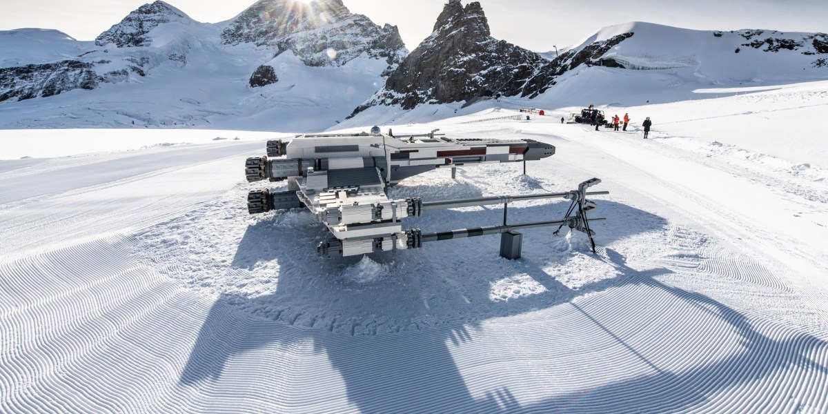 Video: X-Wing "landet" auf dem Jungfraujoch