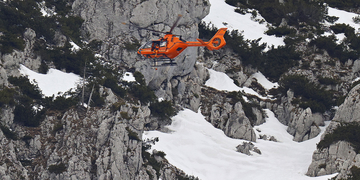 Hochstaufen: Bergnot im winterlichen Goldtropfsteig