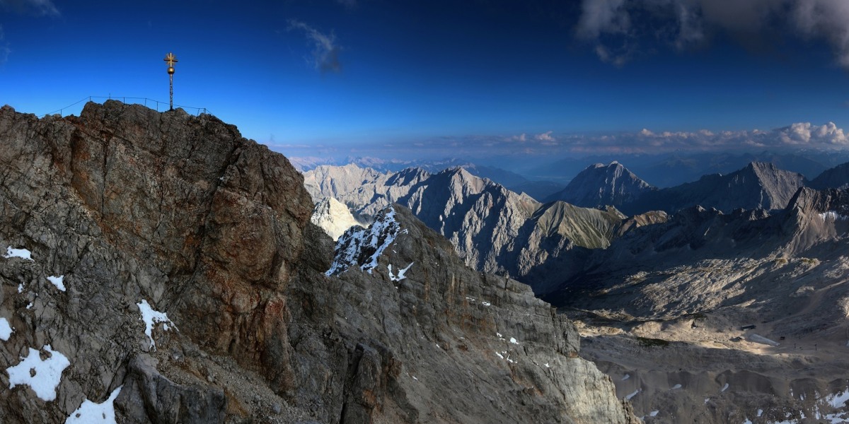 ALPIN-PICs im Oktober: Fotowettbewerb "Berge im XXL-Format - Panoramabilder"