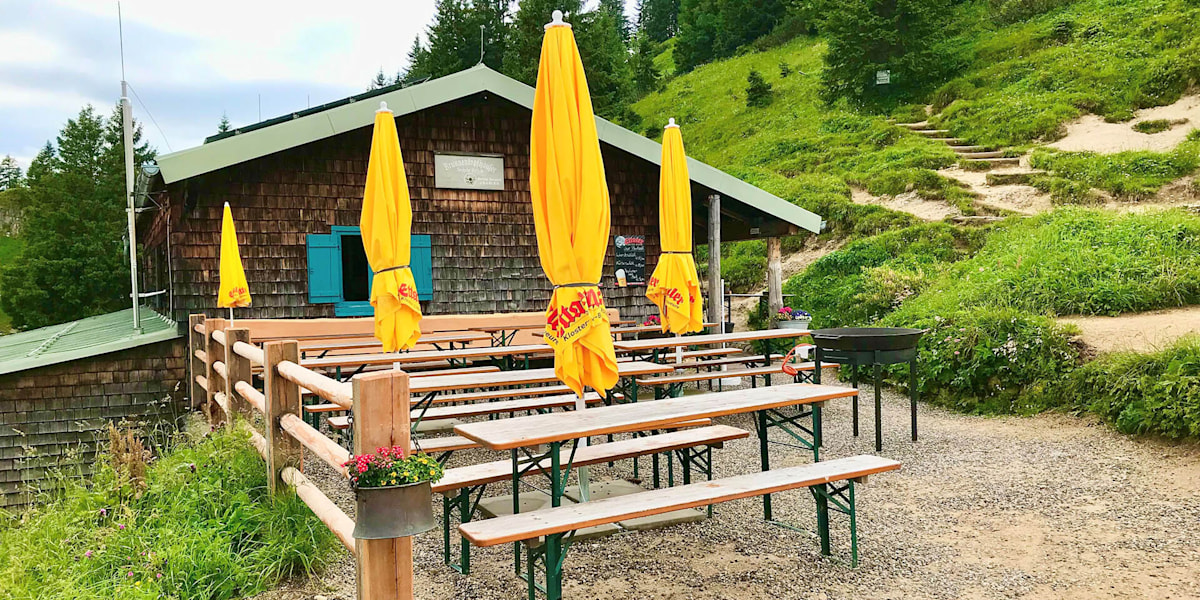 Beliebte Berghütte in den Ammergauer Alpen: Die Brunnenkopfhütte.