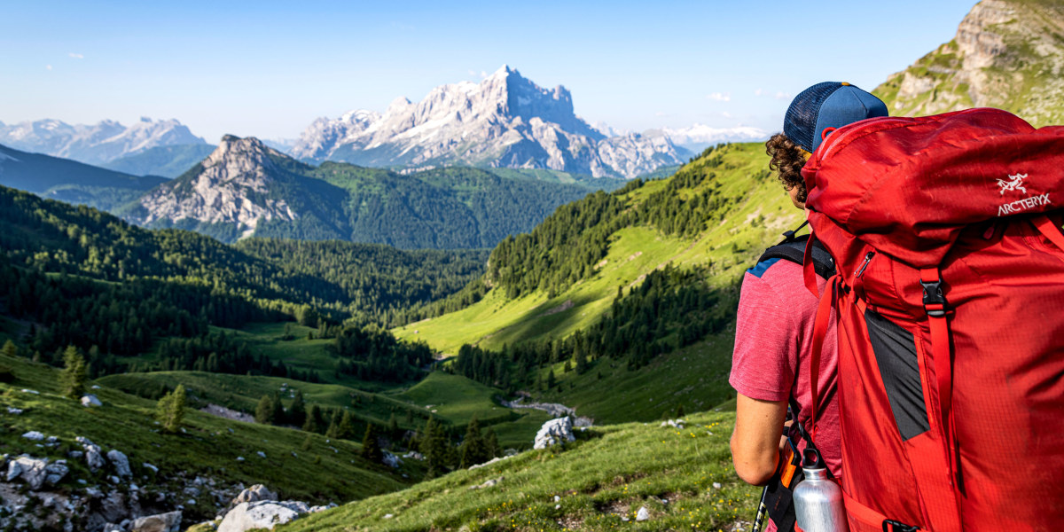 Eine Burg von einem Berg:  die mächtige Civetta über dem Col di Coldai.  