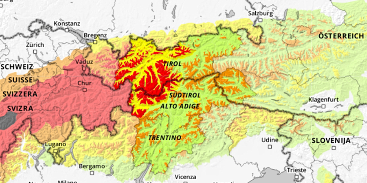Lawinenlagebericht: In den rot gefärbeten Bereichen herrscht aktuell Lawinenwarnstufe 4.