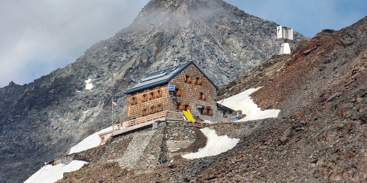Die Müllerhütte: Apéro am tempo­rären Gletschersee