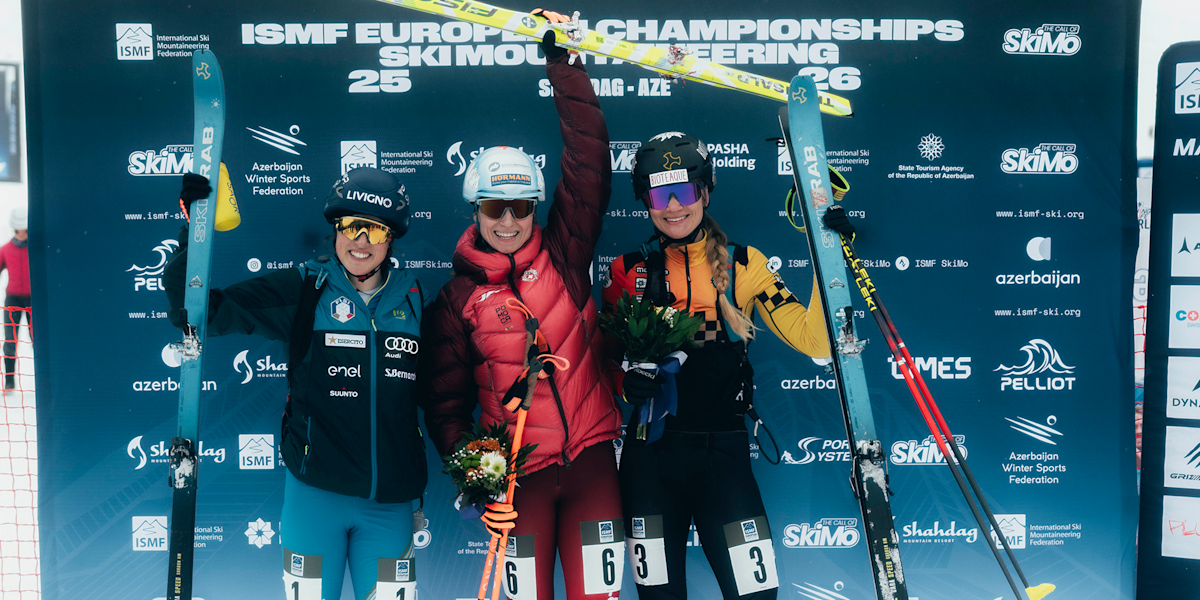 Tatjana Paller (rechts im Bild) gewinnt Bronze im Sprint bei der Skimo-EM 2026.
