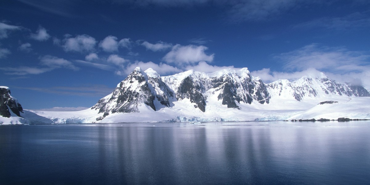 Mount Vinson: Der höchste Berg der Antarktis