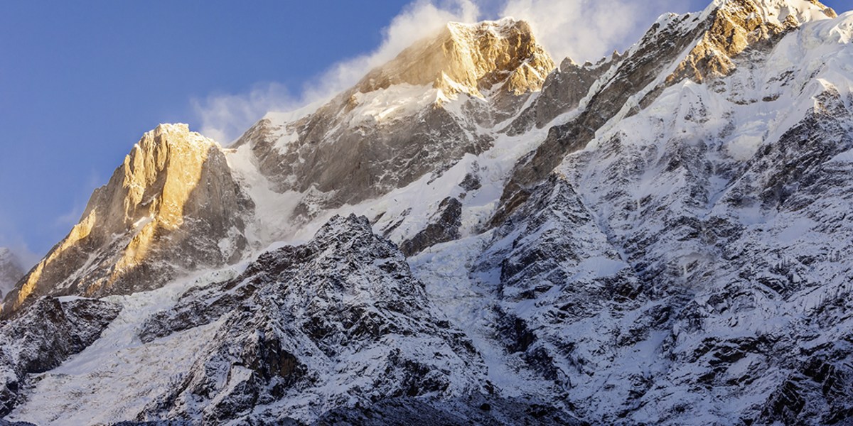Zehn Tote nach Lawinenunglück im Himalaya.