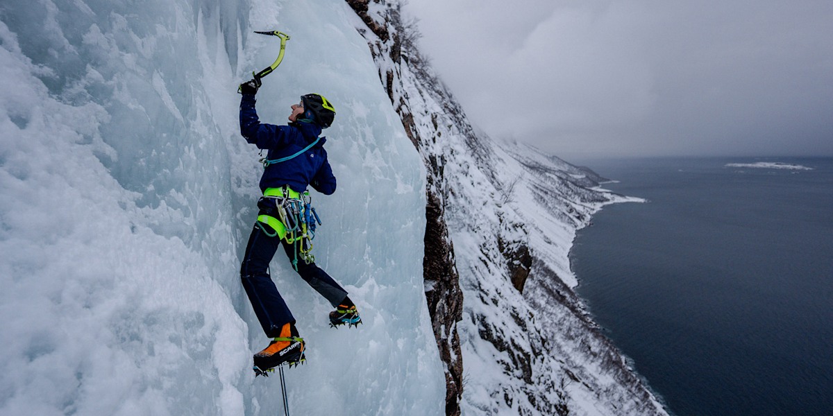 Arctic Ice: Alpinistinnen auf der Jagd nach gefrorenen Linien
