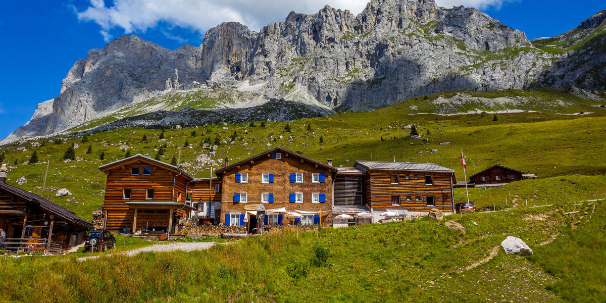 Berghaus Sulzfluh: Urige Hütte in Graubünden