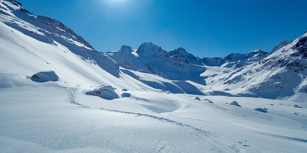 Blick auf die Jamspitze (3153 m) im Jamtal. 