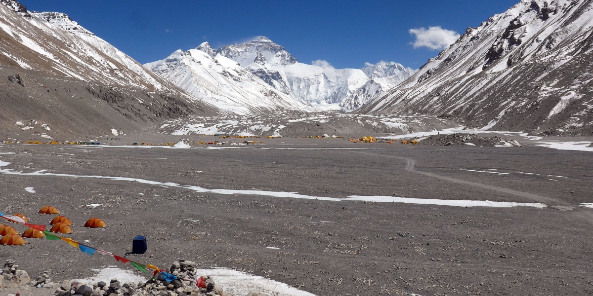 Everest: China sperrt den Berg - Nepal nicht
