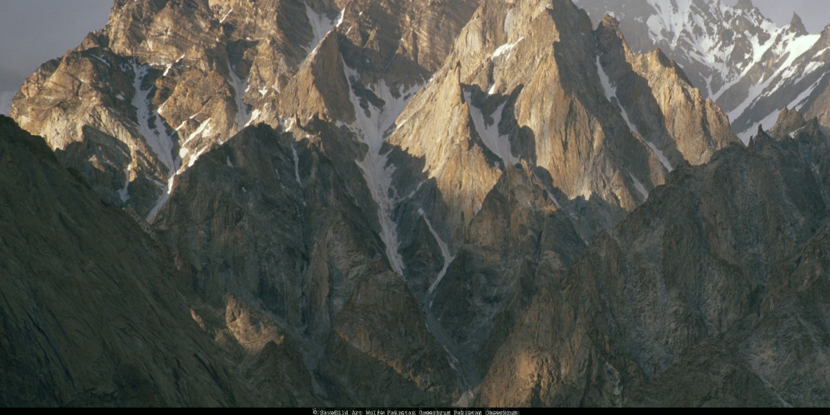 Moro und Lunger: Winterexpedition im Karakorum