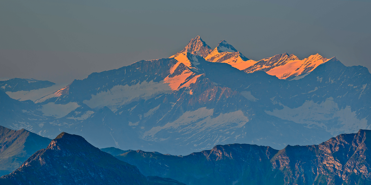 Der Großglockner ist mit einer Höhe von 3798 m der höchste Berg Österreichs.
