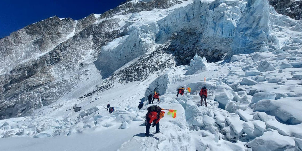 Ice Fall Doctors