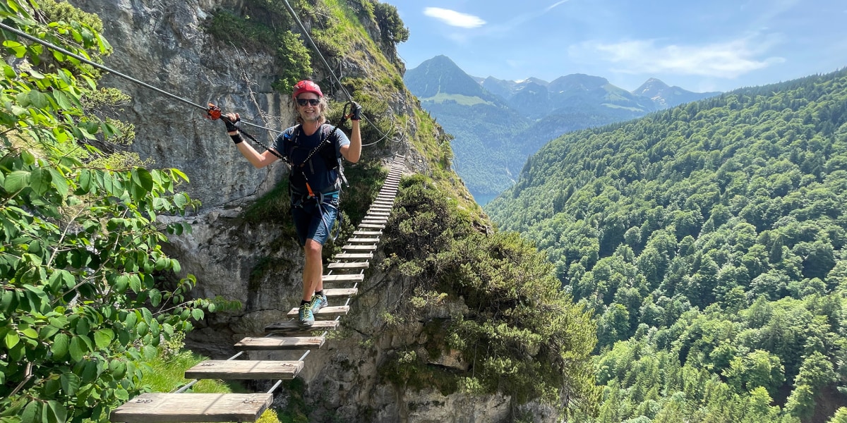 sportlich-kraxeln-am-k-nigssee-der-gr-nstein-klettersteig