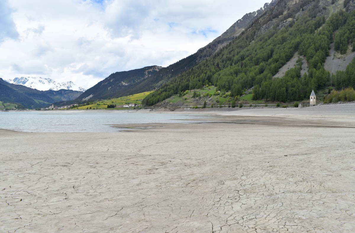 Reschensee Mai 2021 (nach Ablassen des Wassers)