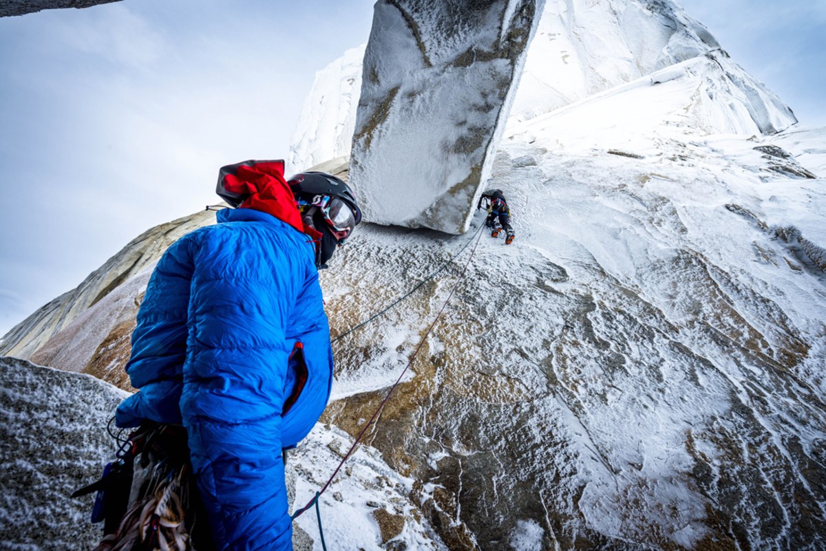 <p>Kalte Sache: Siegrist und Ralf Weber unterwegs am Cerro Stanhardt in Patagonien.</p>