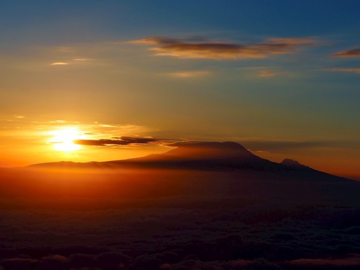 Platz 4: "Daybreak at Mount Kilimanjaro" (302 Punkte)