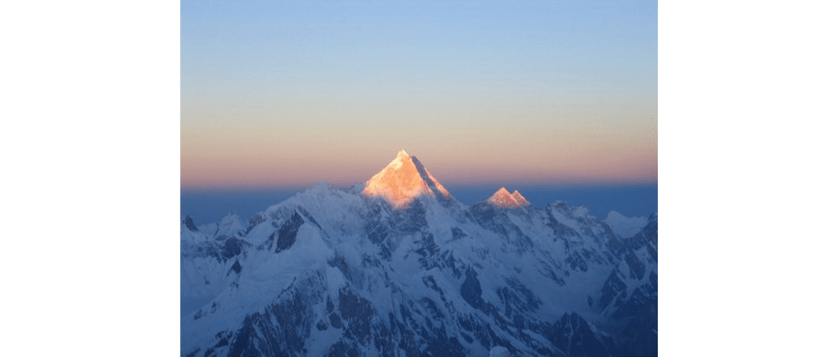 Masherbrum im Morgenrot