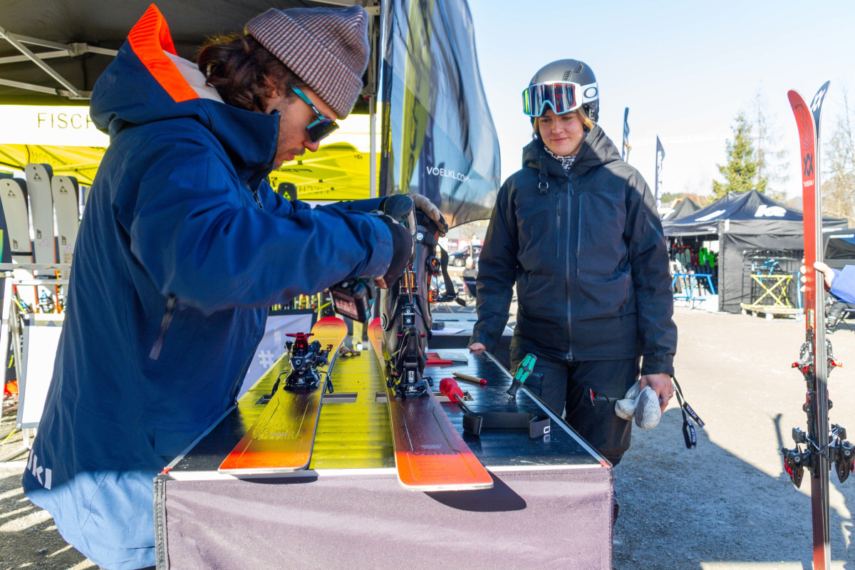 Kompetente Beratung und perfekter Service am Völkl-Stand