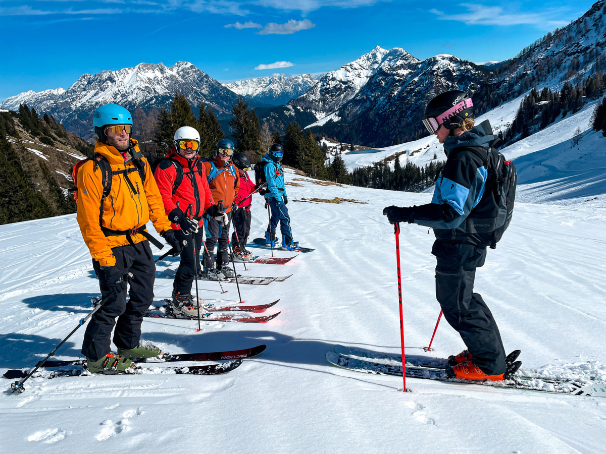 Derweil auf und neben der Piste...